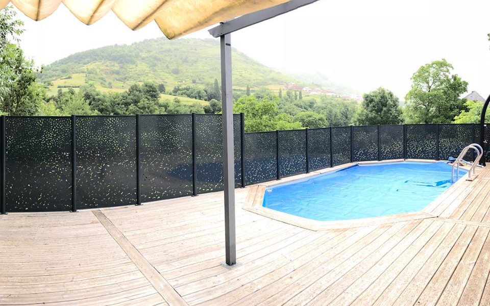 Cloture de piscine découpe laser