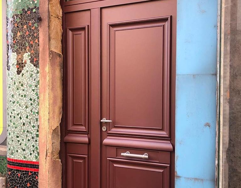Porte belm rouille odysée