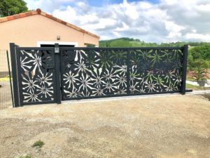 portail-de-cloture-menuiserie-villefranche-sur-rouergue