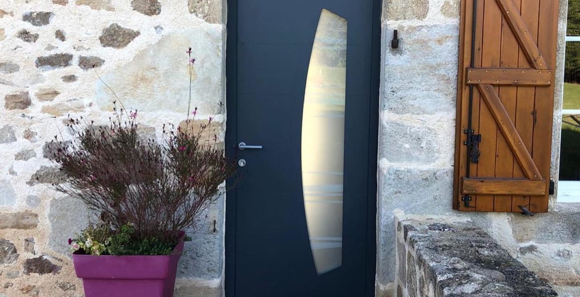porte-entree menuiserie decazeville